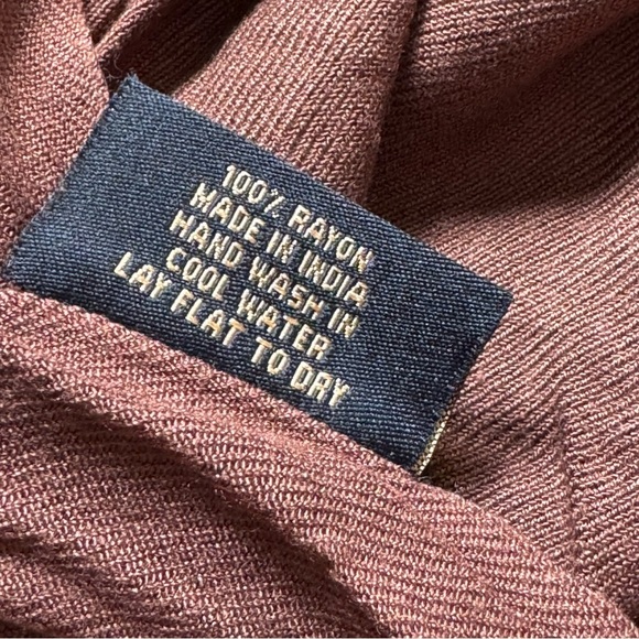 Saachi Neutral Brown Lightweight Polyester Scarf – Like New - Picture 3 of 3